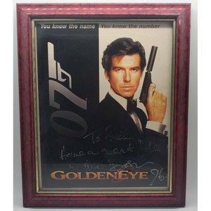 PIERCE BROSNAN SIGNED JAMES BOND 007 GOLDENEYE 12X10 PHOTO AUTOGRAPH